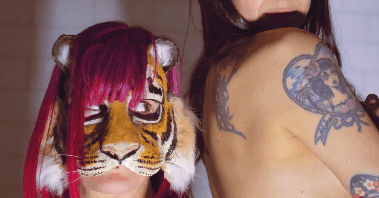Io_e_la_tigre_singapore_grrr_power_about_bologna_indie_pride_copertina