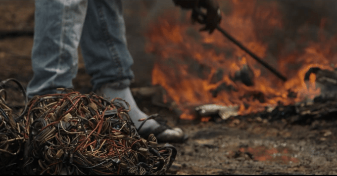 The-burning-field-terra-di-tutti-film-festival-about-bologna-copertina
