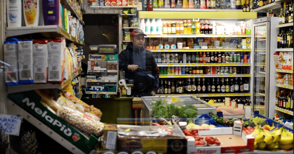 Exit-paki-bologna-minimarket-mostre-about-bologna-copertina