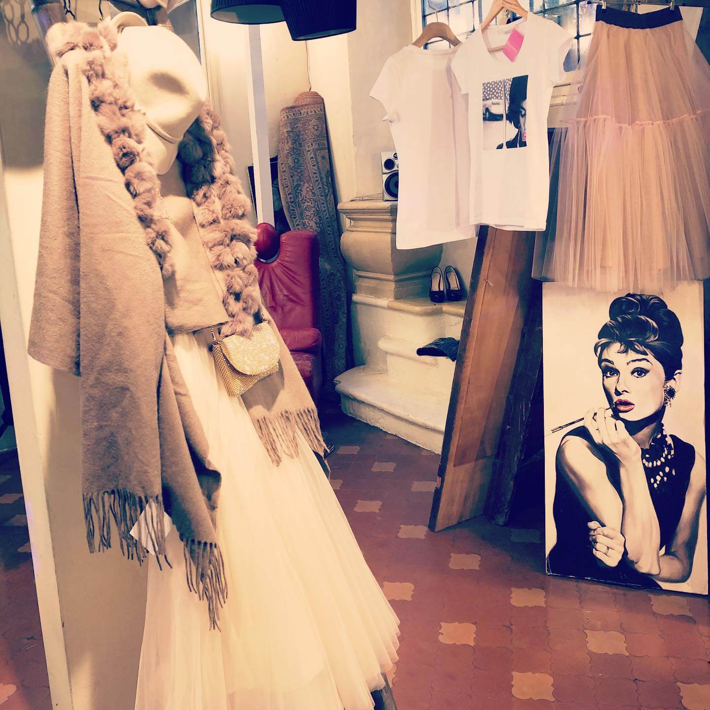 Abbigliamento Matta e Goldoni, handmade Bologna Vestiti di Matta e Goldoni in via delle Moline 1/C, Bologna