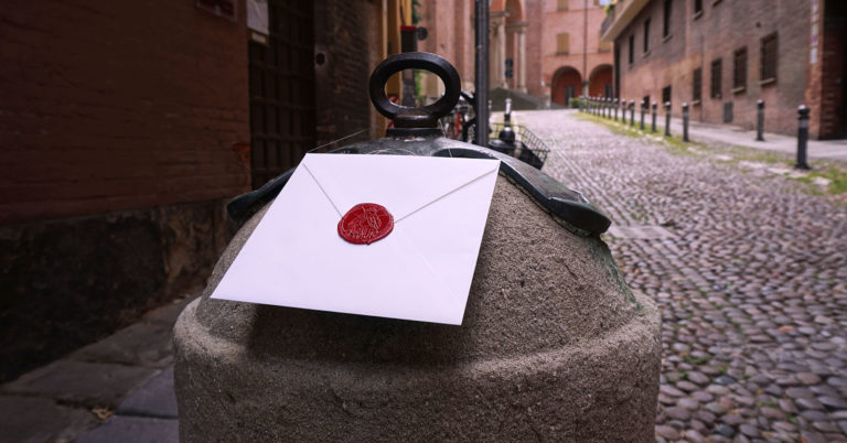 starnuto-street-art-lettera-per-qualcuno-cinquanta-copertina
