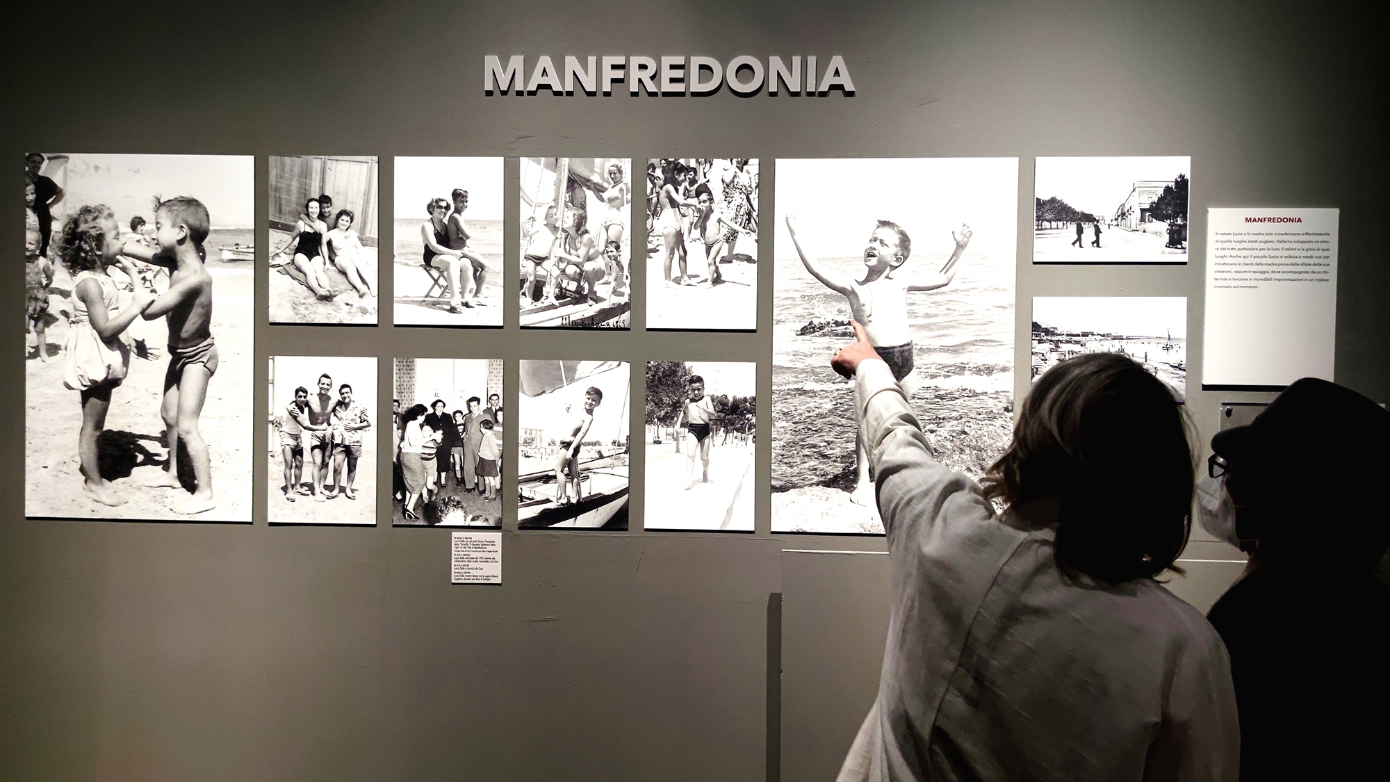 Scatti d'infanzia da Manfredonia. Mostra LUCIO DALLA. Anche se il tempo passa