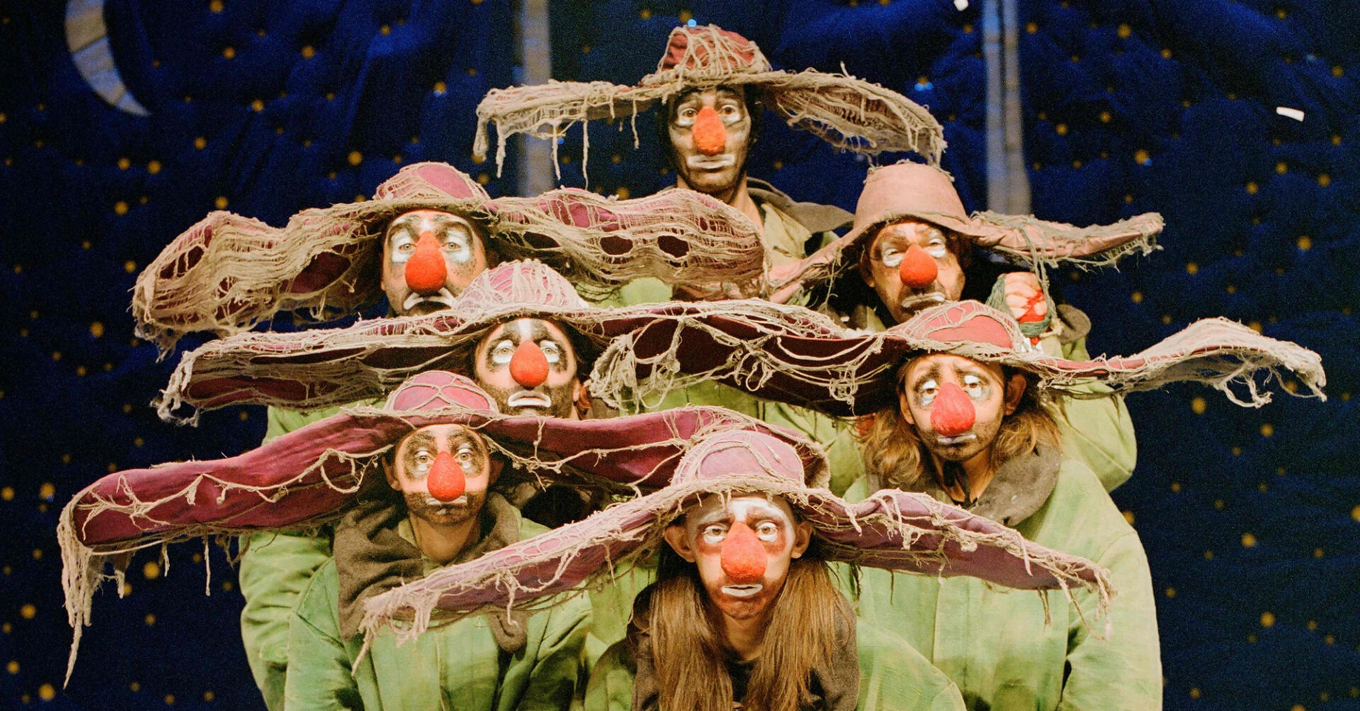 1_Slava Snowshow Mushrooms by Veronique Vial 97615-48 copia